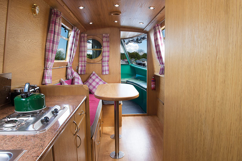 Hire a Canal Boat - Day and Weekend Hire - Derbyshire