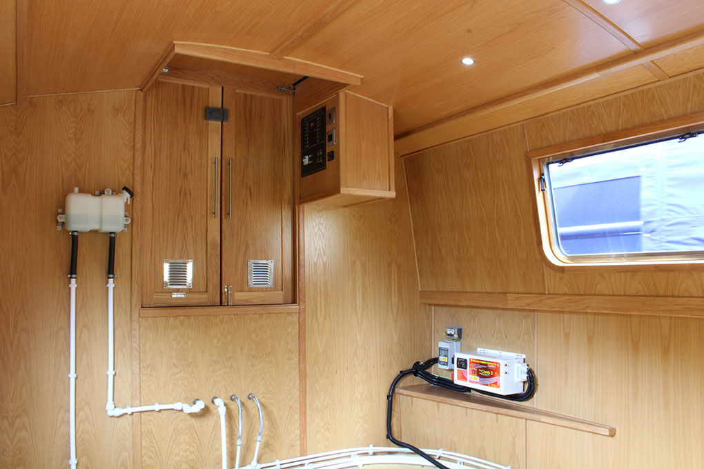 10ft, 11ft & 12ft Widebeam Sailaway Narrowboat Sailaway I Info & Prices