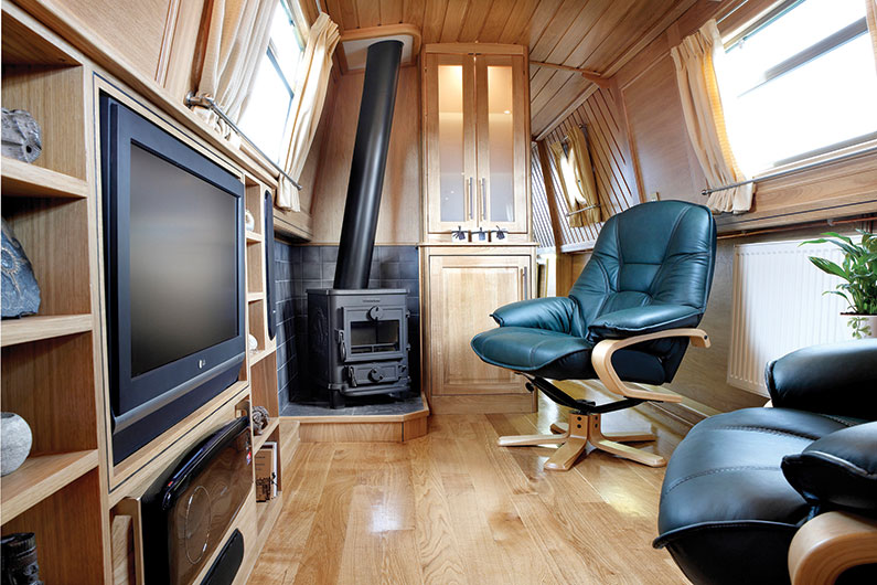 Aqualine Narrowboat Builders - Luxury Narrow Boats Built 